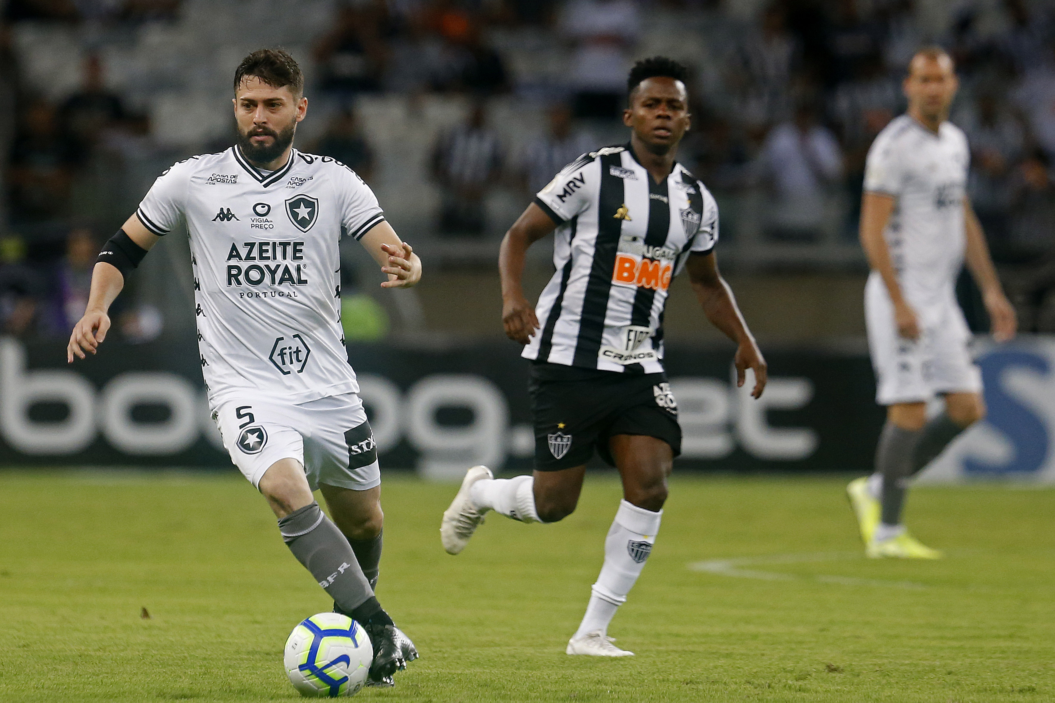 Botafogo perde e se distancia da classificação para a Sul-americana